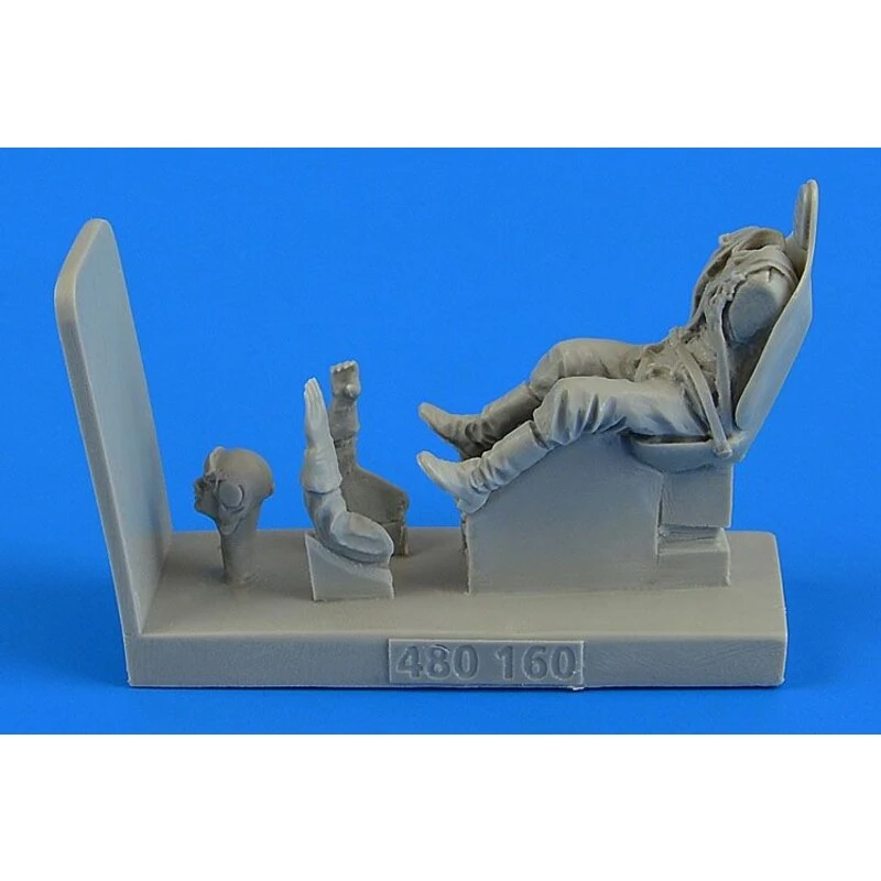 Soviet Fighter Pilot Avec Siège Pour Polikarpov I-153 (conçu Pour être Utilisé Avec Les Kits ICM) 1 Soviet Fighter Pilot Avec Siège Pour Polikarpov I-153 (conçu Pour être Utilisé Avec Les Kits ICM)