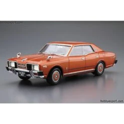Aoshima Maquette Nissan P332 Cedric Gloria 4ht 280e Brougham 1978