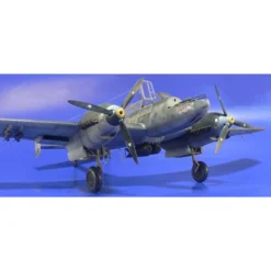 Messerschmitt Bf 110E Réédition De La Trousse D'outils Eduard (première Publication 09/2007). PE Set Inclus, Décalcomanies -Modèles Jouets Magasin eduard edk8203 messerschmitt bf 110e reedition de la trousse d outils 1 8