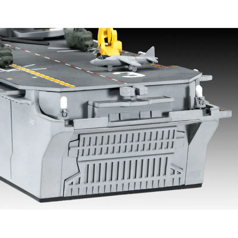 Revell Maquette Bateau Model Set Assault Carrier Uss Wasp Class 2 Revell Maquette Bateau Model Set Assault Carrier Uss Wasp Class – Image 2