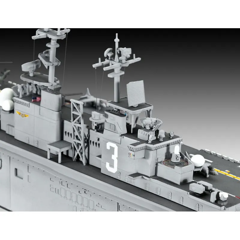 Revell Maquette Bateau Model Set Assault Carrier Uss Wasp Class 3 Revell Maquette Bateau Model Set Assault Carrier Uss Wasp Class – Image 3
