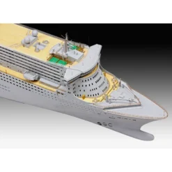 Revell Maquette Bateau Queen Mary 2 -Modèles Jouets Magasin revell rv05199 queen mary 2 3