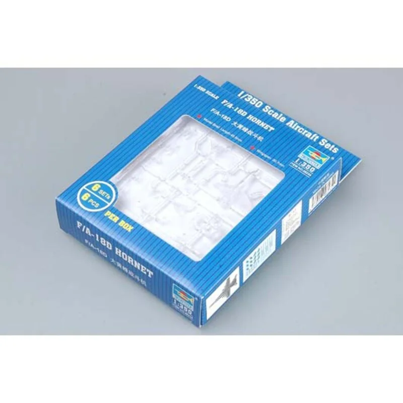 Trumpeter Maquette Avion McDonnell Douglas F/A-18D Hornet 1 Trumpeter Maquette Avion McDonnell Douglas F/A-18D Hornet